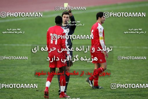 1241521, Tehran, Iran, لیگ برتر فوتبال ایران، Persian Gulf Cup، Week 16، First Leg، Persepolis 1 v 0 Esteghlal Ahvaz on 2008/11/26 at Azadi Stadium