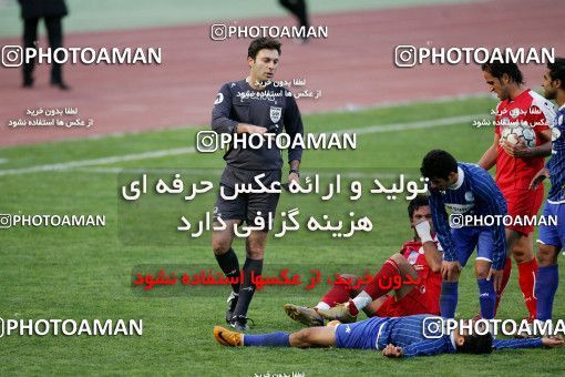 1241705, Tehran, Iran, Iran Pro League، Persian Gulf Cup، 2008-09 season، First Leg، Week 16، Persepolis ۱ v ۰ Esteghlal Ahvaz on 2008/11/26 at Azadi Stadium