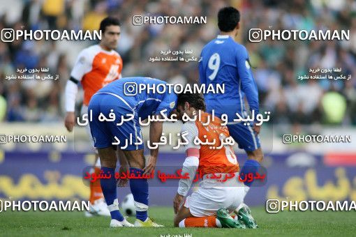 1239703, Tehran, Iran, Iran Pro League، Persian Gulf Cup، 2008-09 season، First Leg، Week 16، Saipa ۰ v 2 Esteghlal on 2008/11/29 at Azadi Stadium