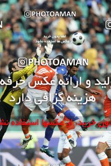 1241217, Tehran, Iran, Iran Pro League، Persian Gulf Cup، 2008-09 season، First Leg، Week 16، Saipa ۰ v 2 Esteghlal on 2008/11/29 at Azadi Stadium