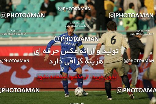 1241094, Tehran, Iran, Iran Pro League، Persian Gulf Cup، 2008-09 season، First Leg، Week 17، Esteghlal 5 v ۰ Payam Khorasan on 2008/12/03 at Azadi Stadium