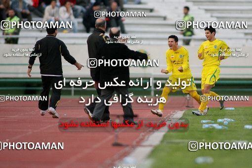 1239647, Tehran, Iran, Iran Pro League، Persian Gulf Cup، 2008-09 season، First Leg، Week 17، Rah Ahan ۱ v ۰ Persepolis on 2008/12/04 at Azadi Stadium