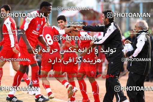 1240469, Semnan, , Iranian Hazfi Cup, 1.16 round, Khorramshahr Cup,  ۱ v 3 Persepolis on 2008/11/30 at Takhti Sport Complex