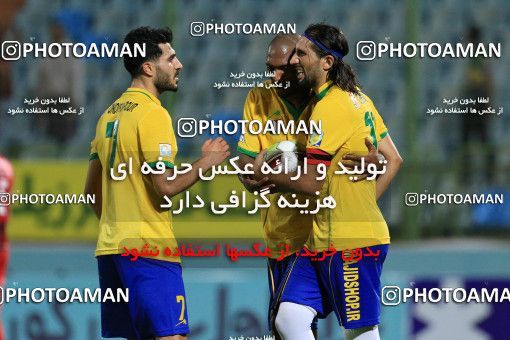 1247379, Abadan, , جام حذفی فوتبال ایران, Semi-Finals, Khorramshahr Cup, Sanat Naft Abadan (4) 0 v 0 (3) Tractor S.C. on 2018/09/14 at Takhti Stadium Abadan