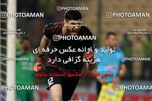 1247369, Abadan, , Iranian Hazfi Cup, Semi-Finals, Khorramshahr Cup, Sanat Naft Abadan ۰ (4) v (3) ۰ Tractor S.C. on 2018/09/14 at Takhti Stadium Abadan