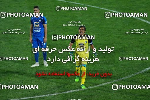 1274356, Tehran, , Iran Pro League، Persian Gulf Cup، 2018-19 season، First Leg، Week 8، Esteghlal ۰ v ۰ Persepolis on 2018/09/27 at Azadi Stadium