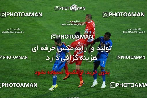 1274024, Tehran, , Iran Pro League، Persian Gulf Cup، 2018-19 season، First Leg، Week 8، Esteghlal ۰ v ۰ Persepolis on 2018/09/27 at Azadi Stadium