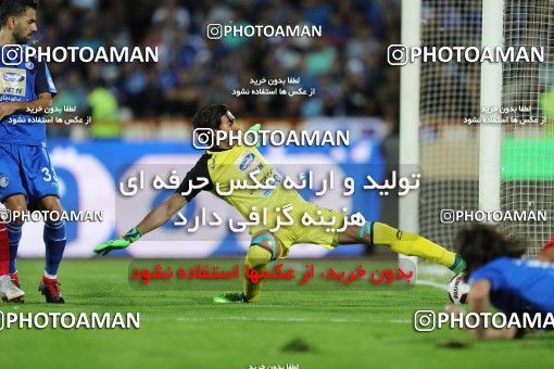 1266851, Tehran, , Iran Pro League، Persian Gulf Cup، 2018-19 season، First Leg، Week 8، Esteghlal ۰ v ۰ Persepolis on 2018/09/27 at Azadi Stadium