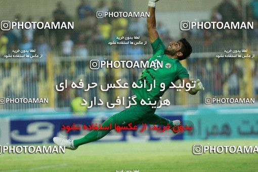 1264102, Masjed Soleyman, , Iranian Hazfi Cup, 1.16 round, Khorramshahr Cup, Naft M Soleyman ۰ v ۱ Esteghlal on 2018/10/02 at Behnam Mohammadi Stadium