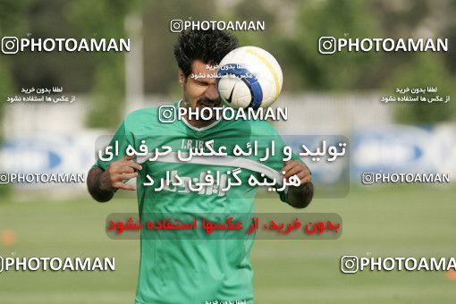 1269890, Tehran, , Iran National Football Team Training Session on 2005/05/24 at Iran National Football Center