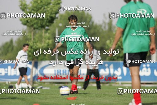 1270003, Tehran, , Iran National Football Team Training Session on 2005/05/26 at Iran National Football Center