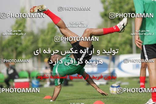 1270056, Tehran, , Iran National Football Team Training Session on 2005/05/26 at Iran National Football Center