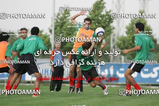 1270048, Tehran, , Iran National Football Team Training Session on 2005/05/26 at Iran National Football Center