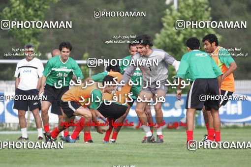 1270035, Tehran, , Iran National Football Team Training Session on 2005/05/26 at Iran National Football Center