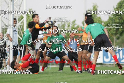 1270051, Tehran, , Iran National Football Team Training Session on 2005/05/26 at Iran National Football Center