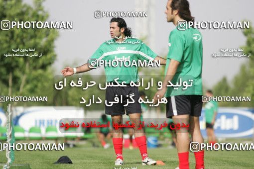 1269977, Tehran, , Iran National Football Team Training Session on 2005/05/26 at Iran National Football Center