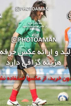 1270078, Tehran, , Iran National Football Team Training Session on 2005/05/26 at Iran National Football Center