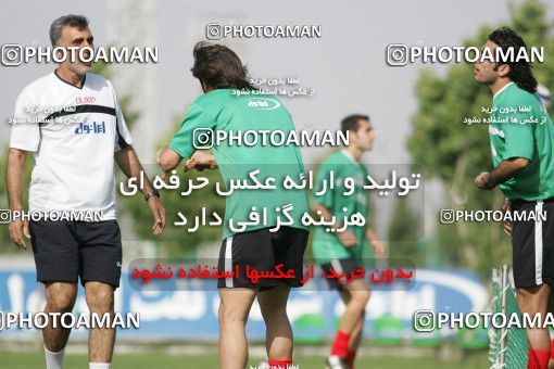 1269997, Tehran, , Iran National Football Team Training Session on 2005/05/26 at Iran National Football Center