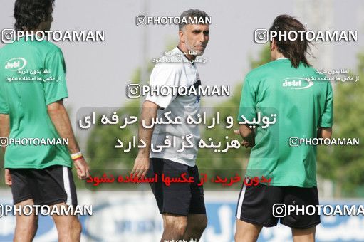 1270020, Tehran, , Iran National Football Team Training Session on 2005/05/26 at Iran National Football Center