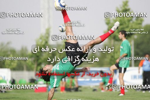 1270068, Tehran, , Iran National Football Team Training Session on 2005/05/26 at Iran National Football Center