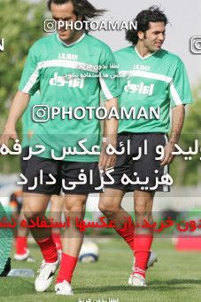 1270008, Tehran, , Iran National Football Team Training Session on 2005/05/26 at Iran National Football Center