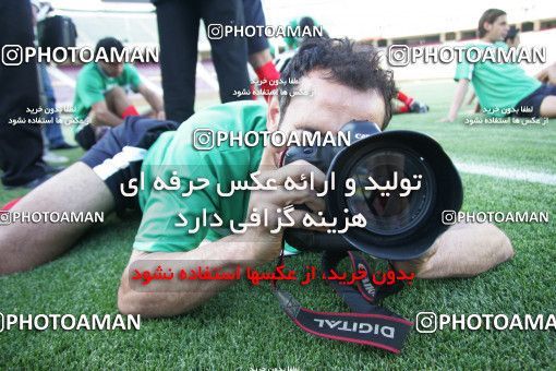 1270193, Tehran, Iran, Iran National Football Team Training Session on 2005/05/28 at Azadi Stadium