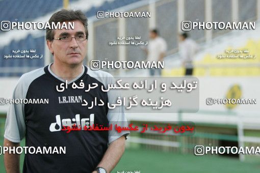 1270220, Tehran, Iran, Iran National Football Team Training Session on 2005/05/28 at Azadi Stadium