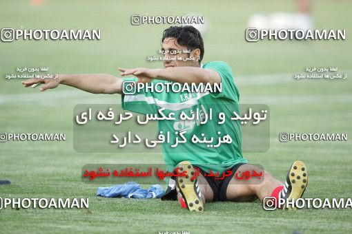 1270215, Tehran, Iran, Iran National Football Team Training Session on 2005/05/28 at Azadi Stadium