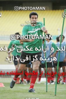 1270183, Tehran, Iran, Iran National Football Team Training Session on 2005/05/28 at Azadi Stadium