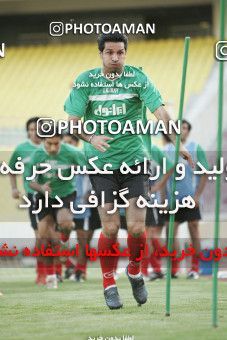 1270134, Tehran, Iran, Iran National Football Team Training Session on 2005/05/28 at Azadi Stadium