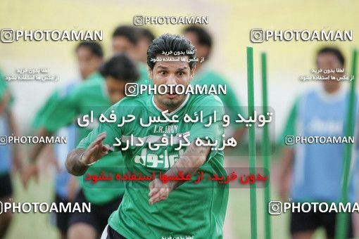 1270109, Tehran, Iran, Iran National Football Team Training Session on 2005/05/28 at Azadi Stadium