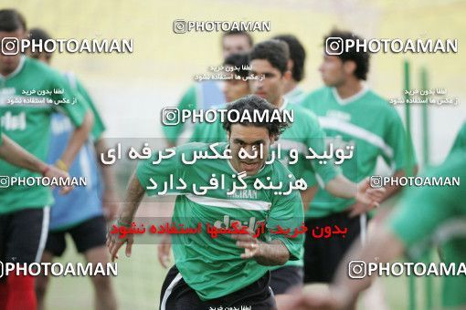 1270120, Tehran, Iran, Iran National Football Team Training Session on 2005/05/28 at Azadi Stadium