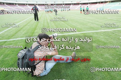 1270102, Tehran, Iran, Iran National Football Team Training Session on 2005/05/28 at Azadi Stadium