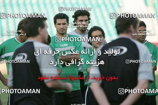 1270251, Tehran, Iran, Iran National Football Team Training Session on 2005/05/28 at Azadi Stadium