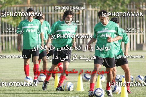 1270532, Tehran, , Iran National Football Team Training Session on 2005/05/31 at Iran National Football Center