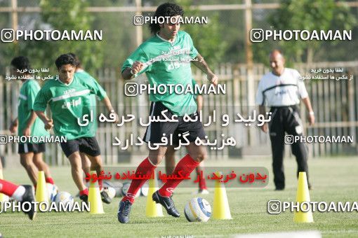 1270596, Tehran, , Iran National Football Team Training Session on 2005/05/31 at Iran National Football Center