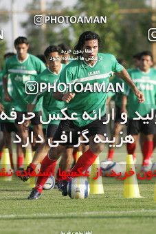 1270538, Tehran, , Iran National Football Team Training Session on 2005/05/31 at Iran National Football Center