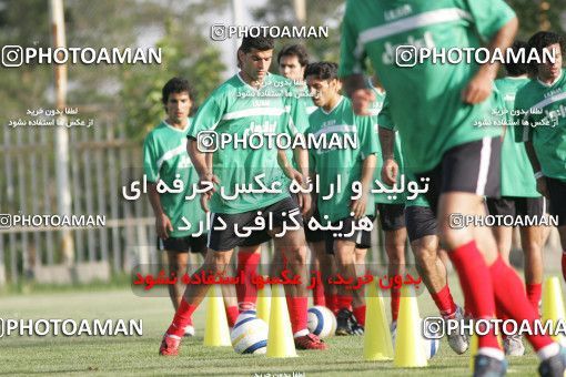 1270476, Tehran, , Iran National Football Team Training Session on 2005/05/31 at Iran National Football Center