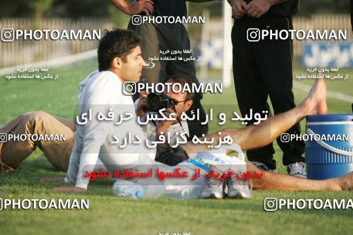 1270458, Tehran, , Iran National Football Team Training Session on 2005/05/31 at Iran National Football Center