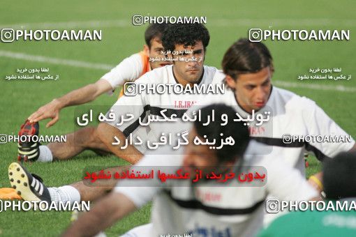 1270624, Tehran, , مسابقات مقدماتی جام جهانی 2006 آلمان, Iran National Football Team Training Session on 2005/06/02 at Azadi Stadium