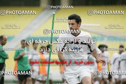 1270625, Tehran, , مسابقات مقدماتی جام جهانی 2006 آلمان, Iran National Football Team Training Session on 2005/06/02 at Azadi Stadium