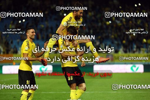 1285421, Isfahan, , Iran Pro League، Persian Gulf Cup، 2018-19 season، First Leg، Week 9، Sepahan 3 v 2 Nassaji Mazandaran F.C on 2018/10/19 at Naghsh-e Jahan Stadium