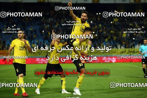 1285387, Isfahan, , Iran Pro League، Persian Gulf Cup، 2018-19 season، First Leg، Week 9، Sepahan 3 v 2 Nassaji Mazandaran F.C on 2018/10/19 at Naghsh-e Jahan Stadium