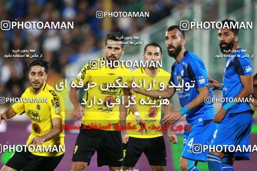 1287088, Tehran, , Iran Pro League، Persian Gulf Cup، 2018-19 season، First Leg، Week 10، Esteghlal ۰ v ۱ Sepahan on 2018/10/26 at Azadi Stadium