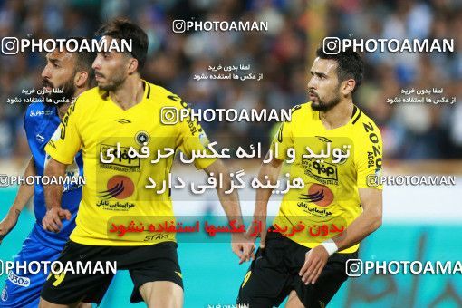 1287159, Tehran, , Iran Pro League، Persian Gulf Cup، 2018-19 season، First Leg، Week 10، Esteghlal ۰ v ۱ Sepahan on 2018/10/26 at Azadi Stadium