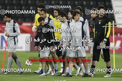 1290511, Doha, , مسابقات فوتبال جام ملت های آسیا 2011 قطر, Iran National Football Team Training Session on 2011/01/10 at Al RayyanStadium