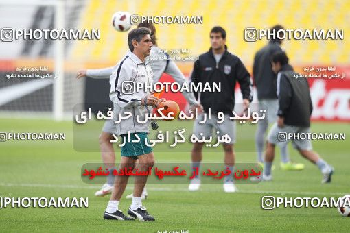 1291328, Doha, , مسابقات فوتبال جام ملت های آسیا 2011 قطر, Iran National Football Team Training Session on 2011/01/14 at Sports City Stadium