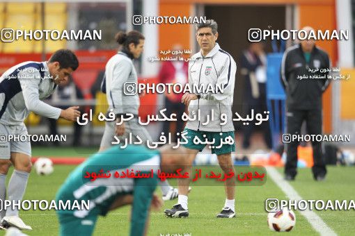 1291366, Doha, , مسابقات فوتبال جام ملت های آسیا 2011 قطر, Iran National Football Team Training Session on 2011/01/14 at Sports City Stadium