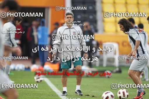 1291363, Doha, , مسابقات فوتبال جام ملت های آسیا 2011 قطر, Iran National Football Team Training Session on 2011/01/14 at Sports City Stadium