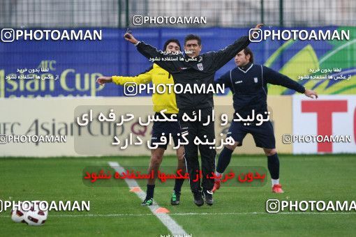 1292267, Doha, , مسابقات فوتبال جام ملت های آسیا 2011 قطر, Iran National Football Team Training Session on 2011/01/18 at Sports City Stadium